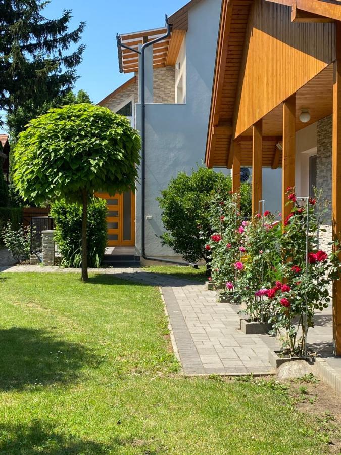 Magyar Apartman Iii. Daire Hajdúszoboszló Dış mekan fotoğraf