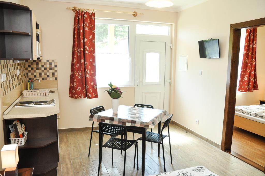 Magyar Apartman Iii. Daire Hajdúszoboszló Dış mekan fotoğraf