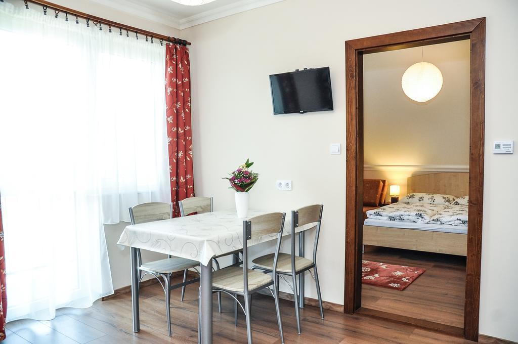 Magyar Apartman Iii. Daire Hajdúszoboszló Dış mekan fotoğraf